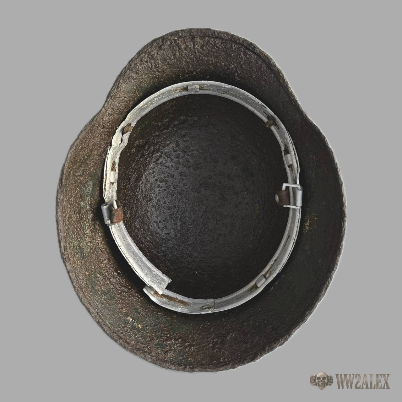 Original German WW2 M35 Helmet, Size 64 - photograph 6