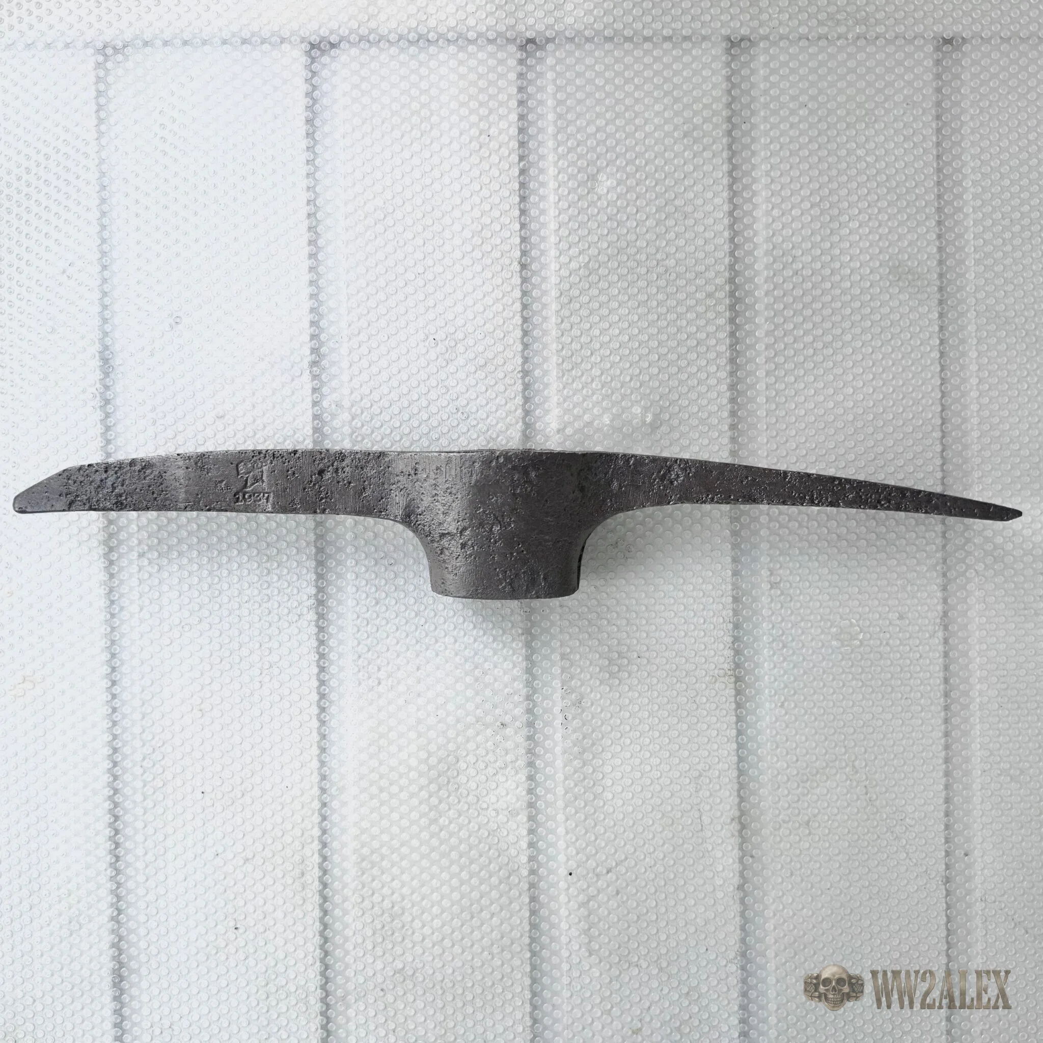 Original German Pickaxe, Dated 1937 - photograph 5