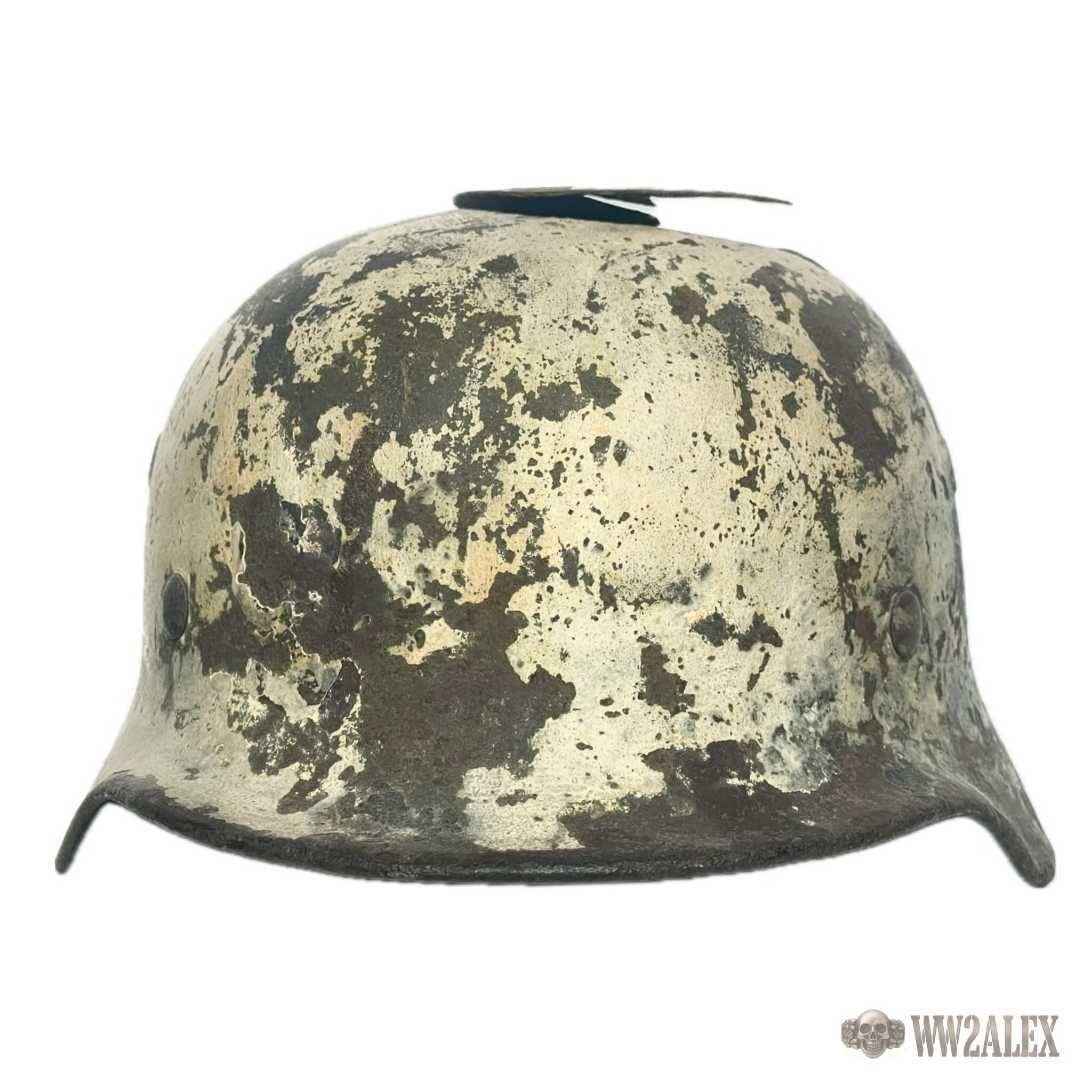 German M40 helmet, size 66, winter camouflage – front