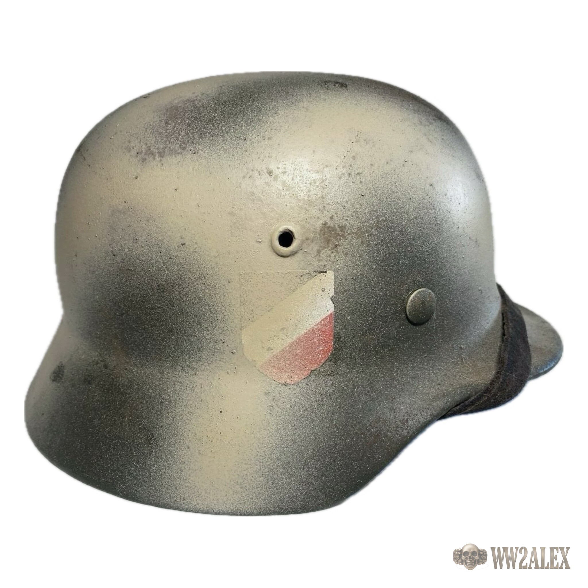 Refurbished M35 double-decal helmet, Normandy-style camouflage – opposite side with decal
