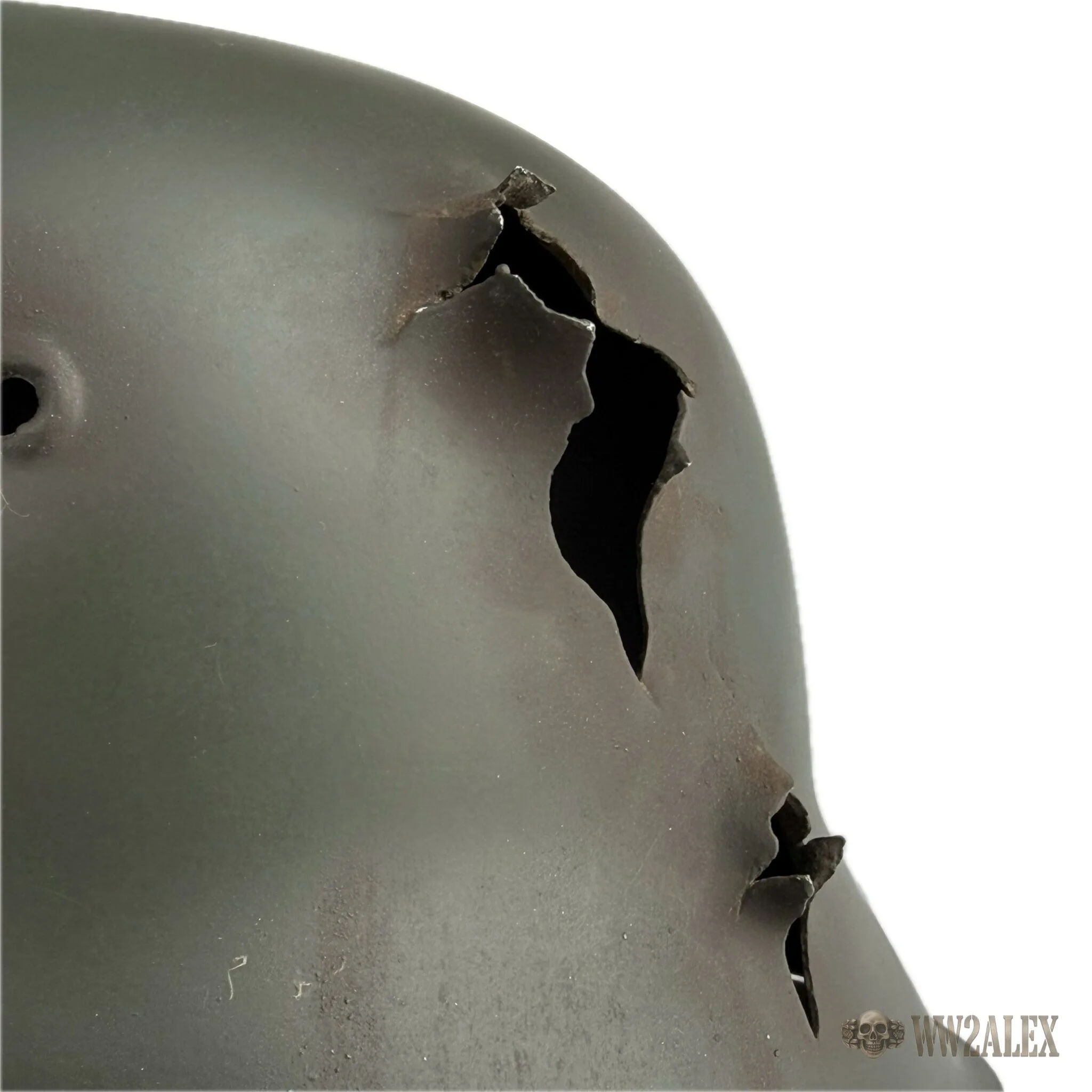 Restored Original German M42 Helmet with Hand-Painted Design - photograph 4