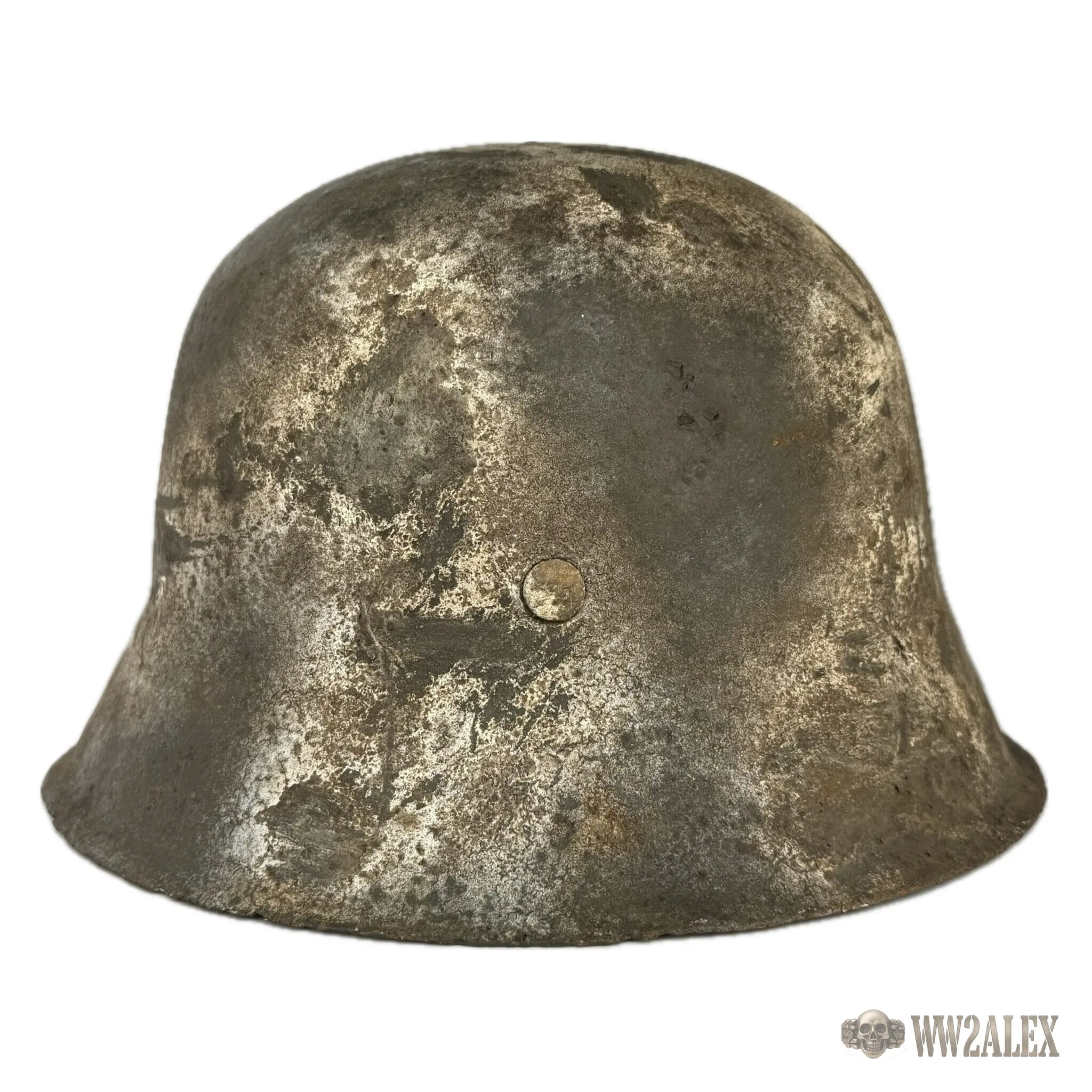 Refurbished WW2 German M42 Stahlhelm with Shrapnel Damage - photograph 6