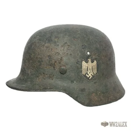 German M40 helmet with decal – side view with decal