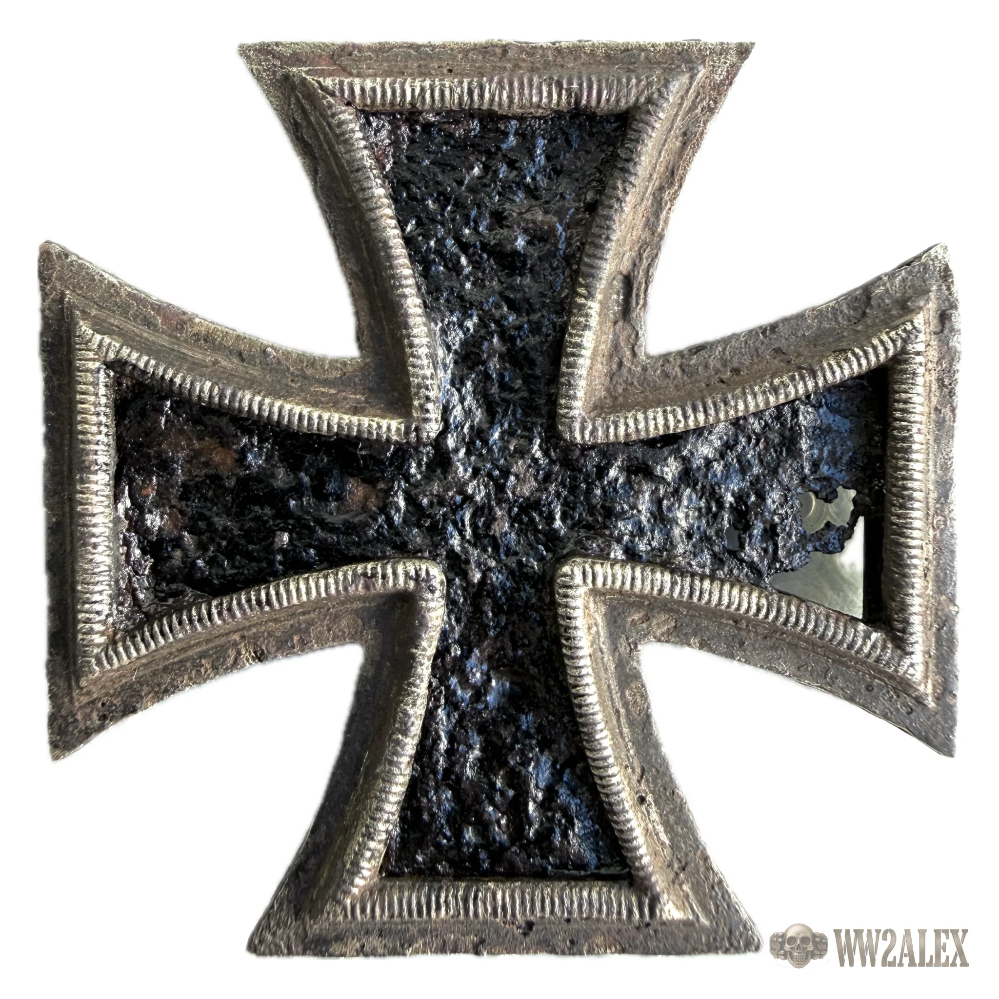 German 1939 Iron Cross II Class (Eisernes Kreuz 1939 II. Klasse) - Image 2