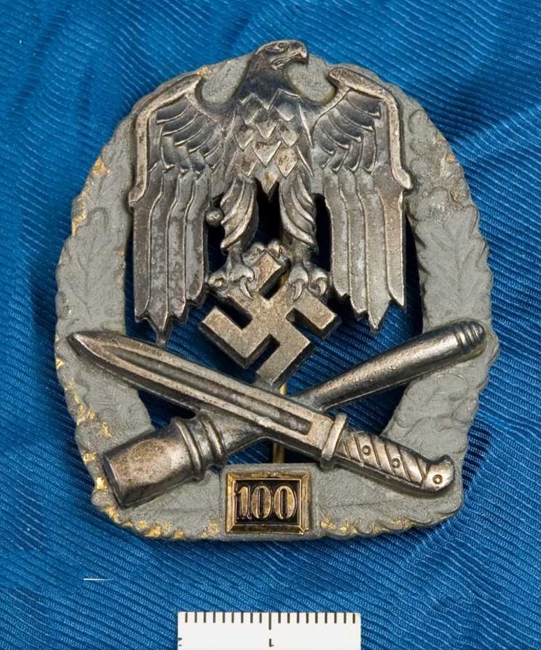 General Assault Badge, 1943