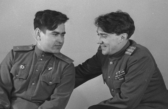 Alexei Maresyev and the writer Boris Polevoy