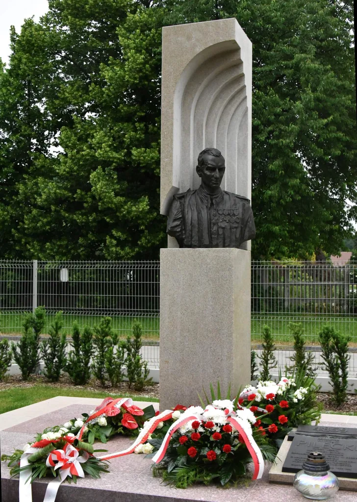 Monument to Witold Pilecki in Oświęcim