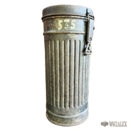 Original WW2 relic German gas mask canister, «named»