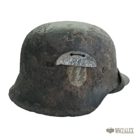 ORIGINAL GERMAN WW2 M42 SS HELMET